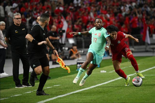 开云体育官网-费南多国足首秀惊艳 艾克森半年后再登场遭质疑